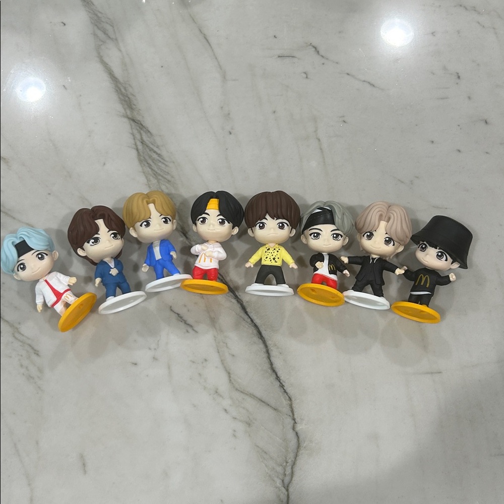 Set of 8 K-Pop Character Figurines - BTS TinyTan